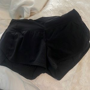 Lululemon black shorts
